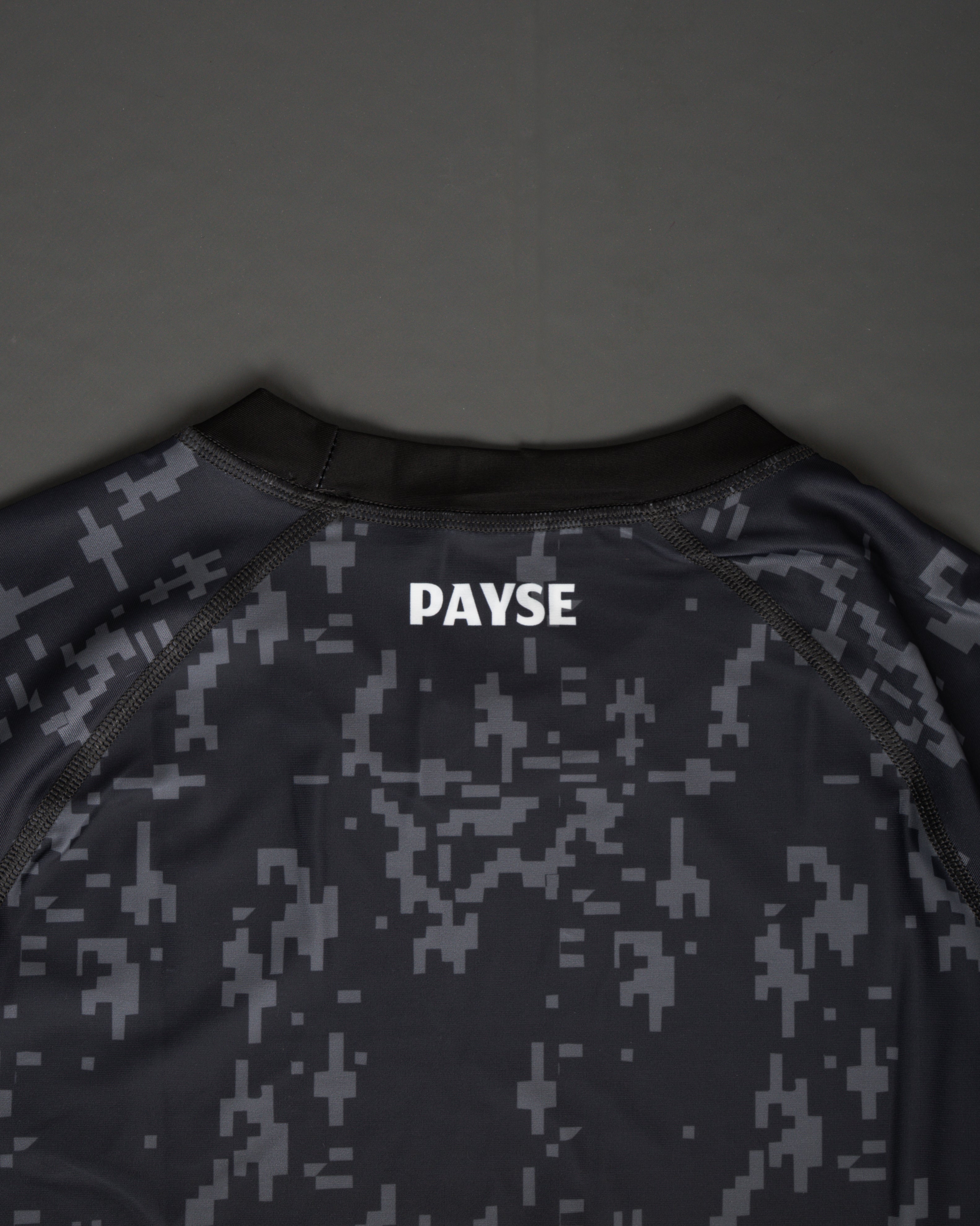 PAYSE Rashguard für Jiu Jitsu - Nahaufnahme vom Druck auf der Rückseite